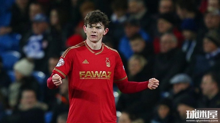 以其飘逸的 以其飘逸的