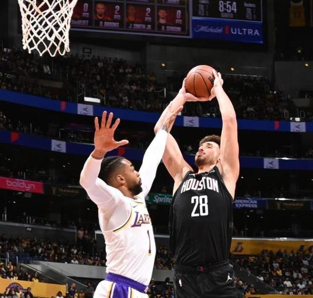 庇护下入侵 庇护下入侵